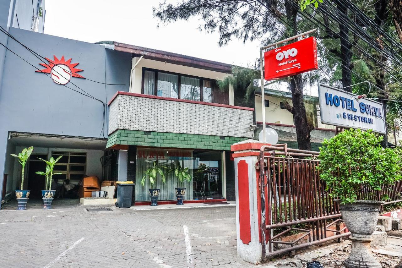 Oyo 108 Hotel Surya Jacarta Exterior foto