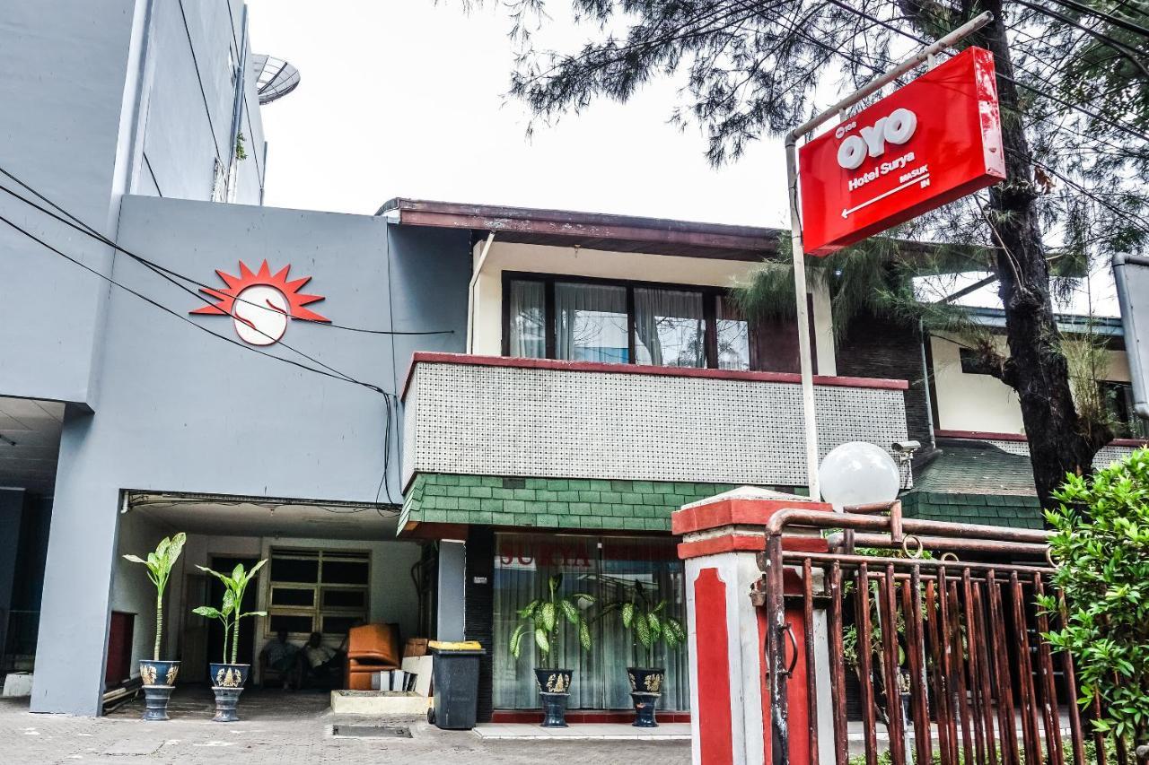 Oyo 108 Hotel Surya Jacarta Exterior foto